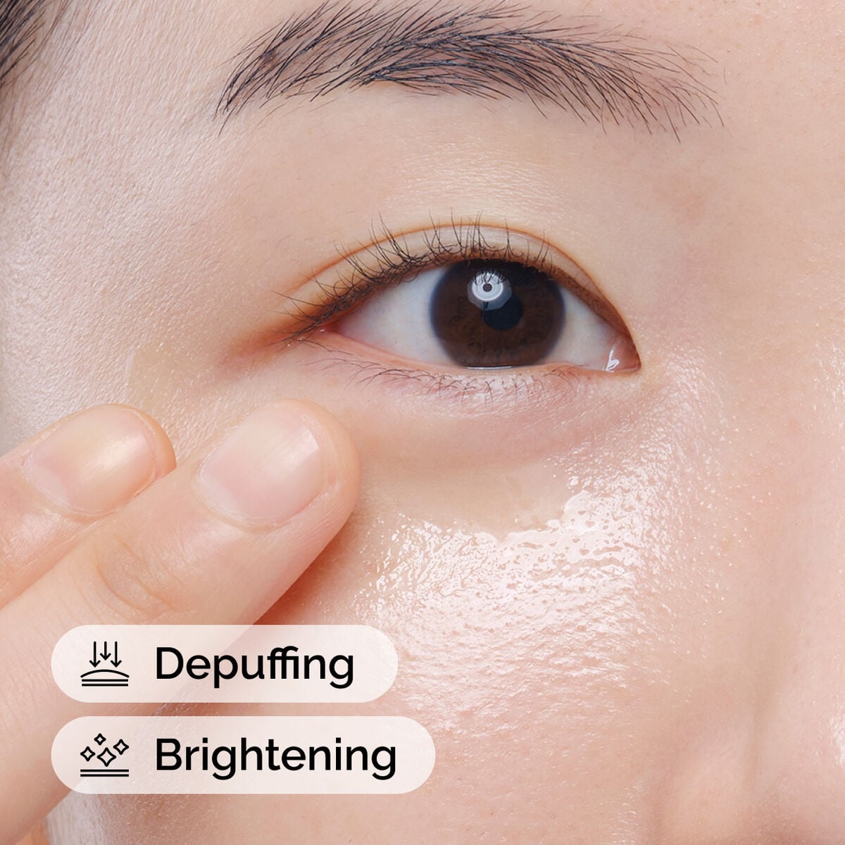 caffeine-solution-5-egcg-eye-serum-m4 ord-caffeine-solution-egcg-model-application-with-benefits.jpg