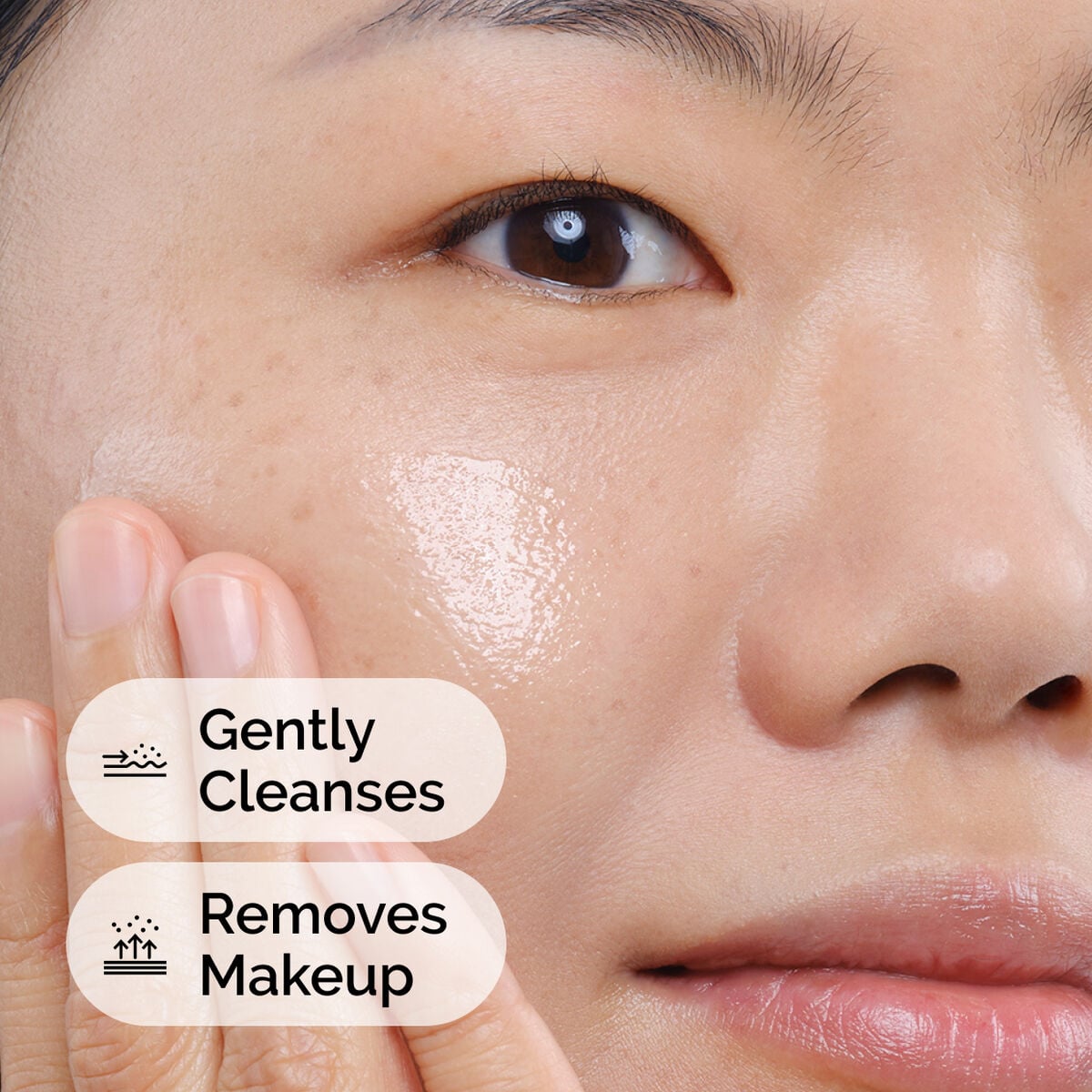squalane-cleanser-p4 ord-squalane-cleanser-model-application-with-benefits.jpg